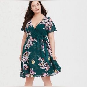 Torrid Green Floral Surplice Midi Dress